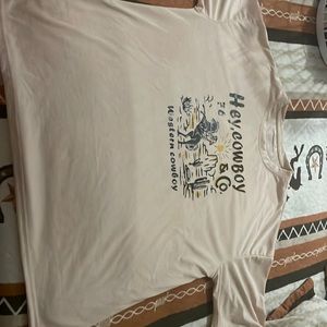 Over sizes tshirt
